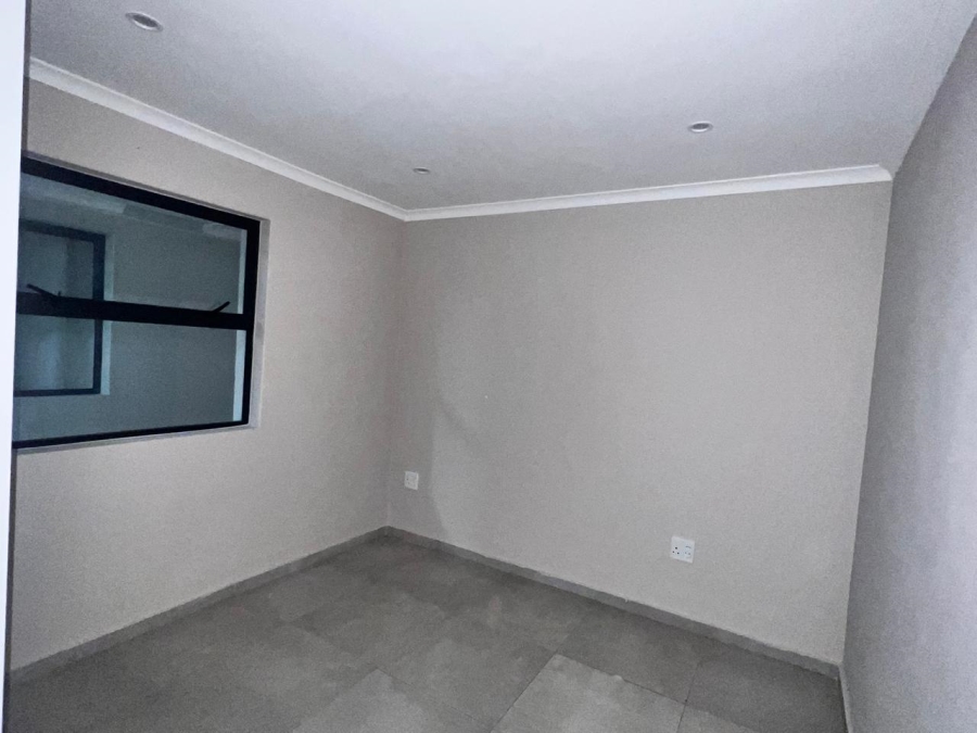 3 Bedroom Property for Sale in Parklands East Western Cape